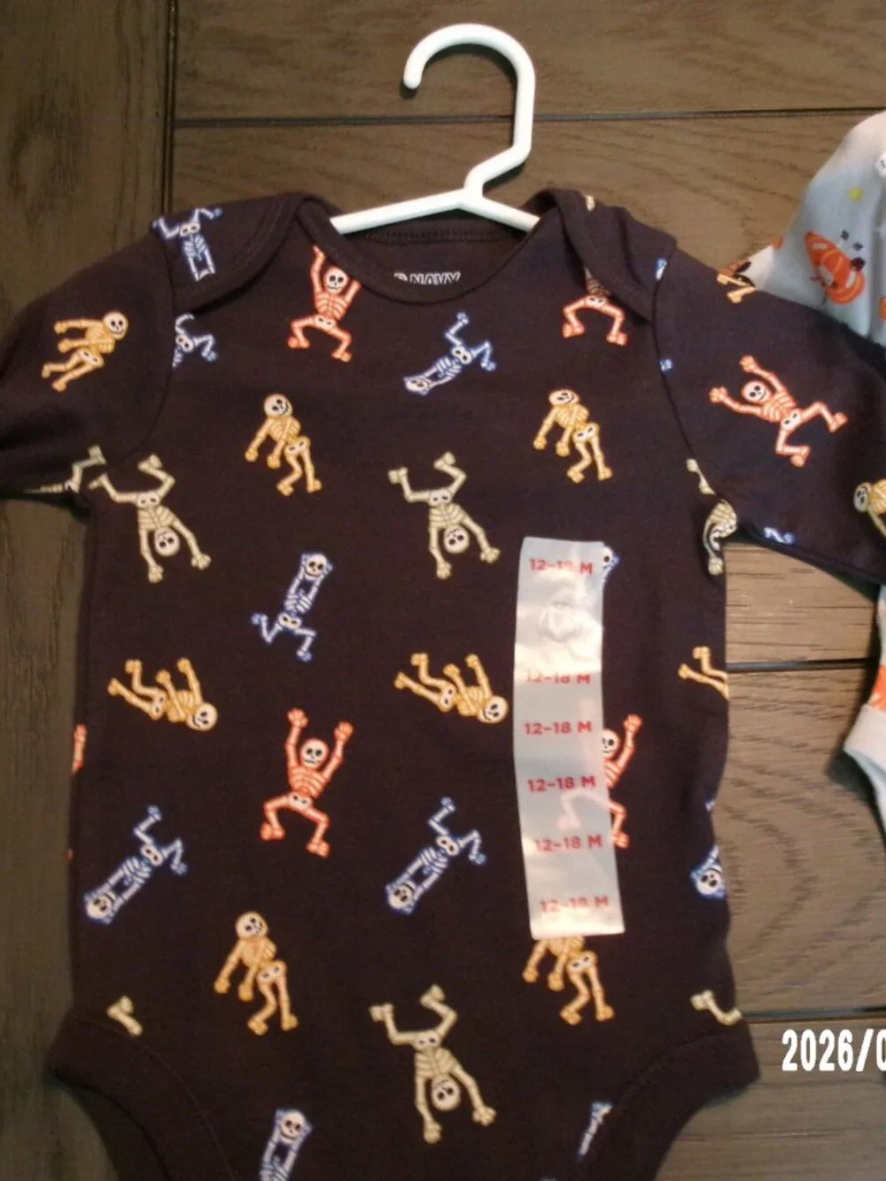 2 Old Navy NWT 12-18M Halloween Bodysuit Set Baby Fall Halloween Ghosts etc